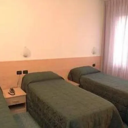 Hotel Toscana 2*