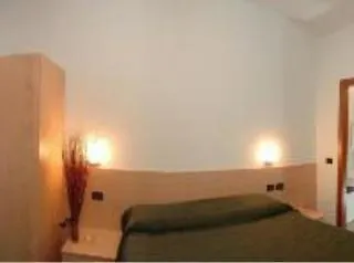 Hotel Toscana 2*